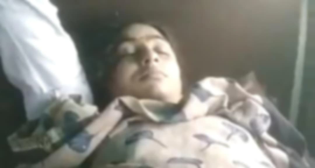 आगराः सट्टे के शक में पति को उठाया, पत्नी ने जहर खाकर दी जान, दारोगा और तीन सिपाही सस्पेंड