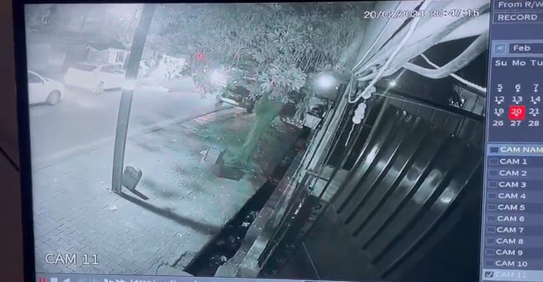 Agra: पॉश कॉलोनी में सीसीटीवी में कैद हुआ दिल दहलाने वाला मंजर, पुलिस आरोपी कार चालक की तलाश में जुटी