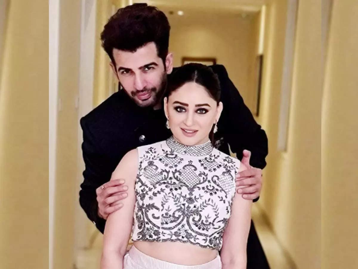 Mahi Vij से सड़क पर एक शख्स ने की बदतमीजी, एक्ट्रेस ने मांगी मुंबई पुलिस से मदद, जानें पूरा मामला