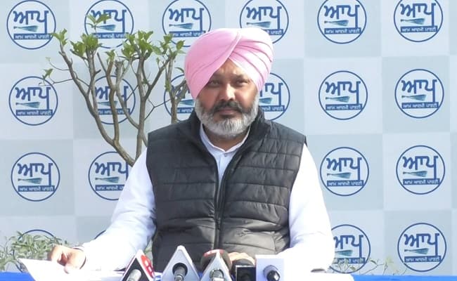 Punjab Civic Election : कैप्टन सरकार पर AAP का बड़ा आरोप, कहा- निकाय चुनाव में एसएचओ और आरओ बन गए हैं कांग्रेस के कार्यकर्ता