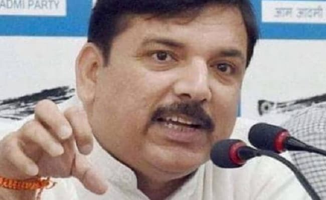 आप विधायकों ने नए टैक्स के खिलाफ विधानसभा से किया वाक-आउट