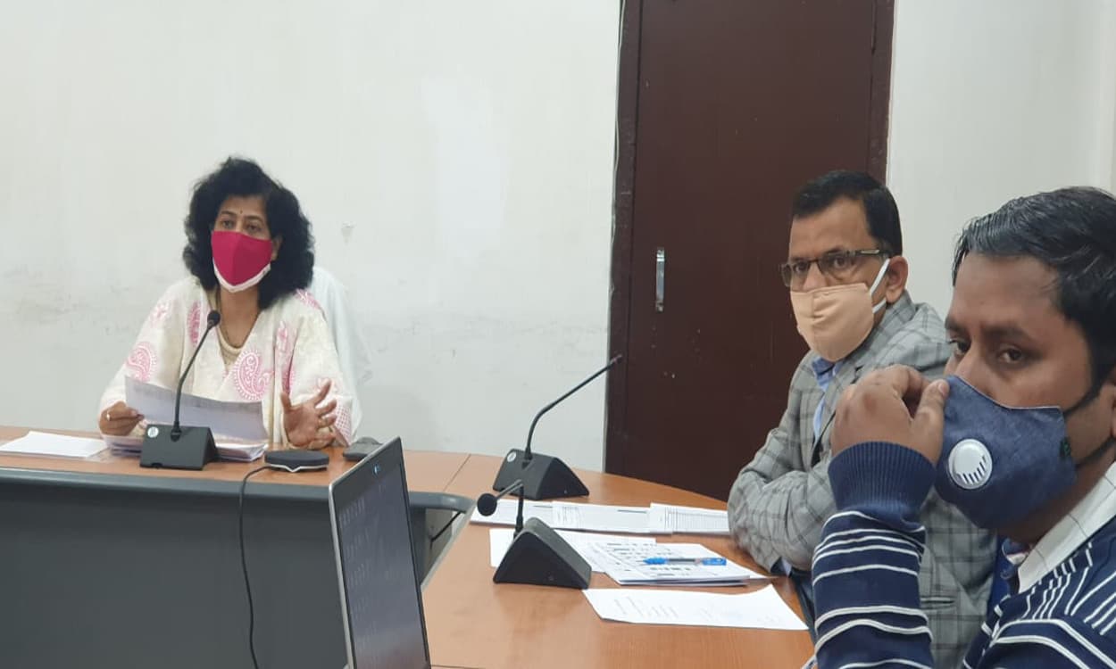 झारखंड में मनरेगा के तहत 9 महीने में 935 लाख मानव दिवस का हुआ सृजन, 42 फीसदी महिलाओं की हुई भागीदारी झारखंड में मनरेगा के तहत 9 महीने में 935 लाख मानव दिवस का हुआ सृजन, 42 फीसदी महिलाओं की हुई भागीदारी