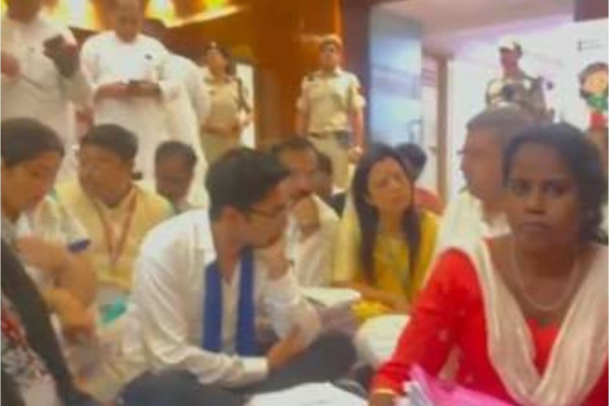कृषि भवन से अभिषेक बनर्जी सहित तृणमूल नेताओं को दिल्ली पुलिस ने हिरासत में लिया, फिर किया रिहा