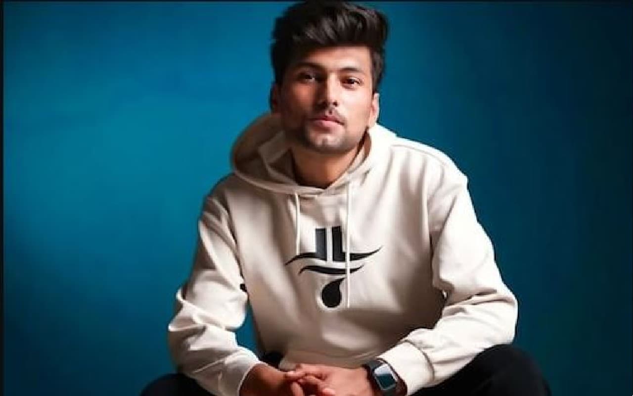 मशहूर यूट्यूबर Abhiyuday Mishra की रोड एक्सीडेंट में मौत