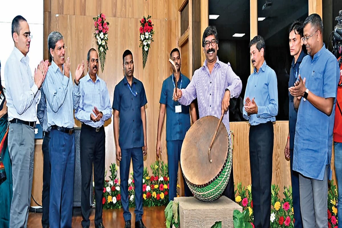 क्यों हुई ‘अबुआ बीर दिशोम अभियान’ की शुरुआत, सीएम हेमंत सोरेन ने बताया, अफसरों से पूछा ये सवाल