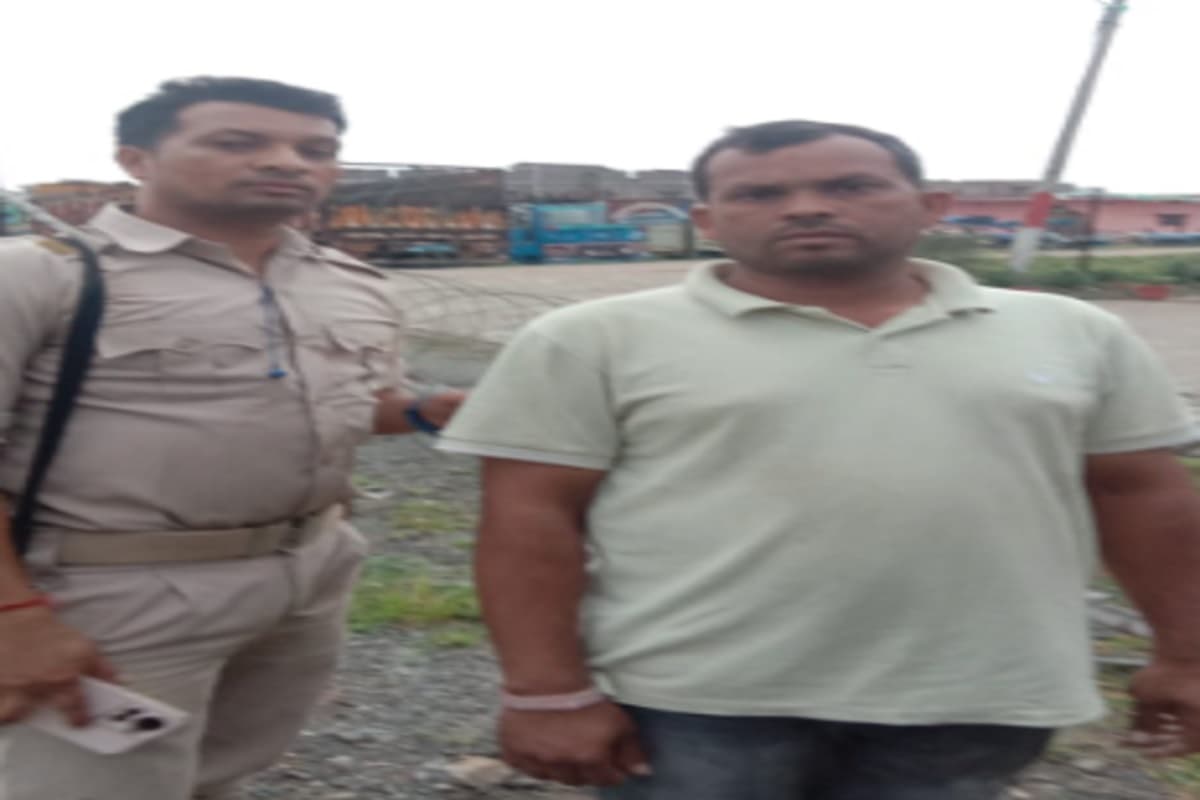 हजारीबाग में विवाहिता ने फांसी लगाकर की आत्महत्या, परिजनों ने ससुराल वालों पर लगाया हत्या का आरोप