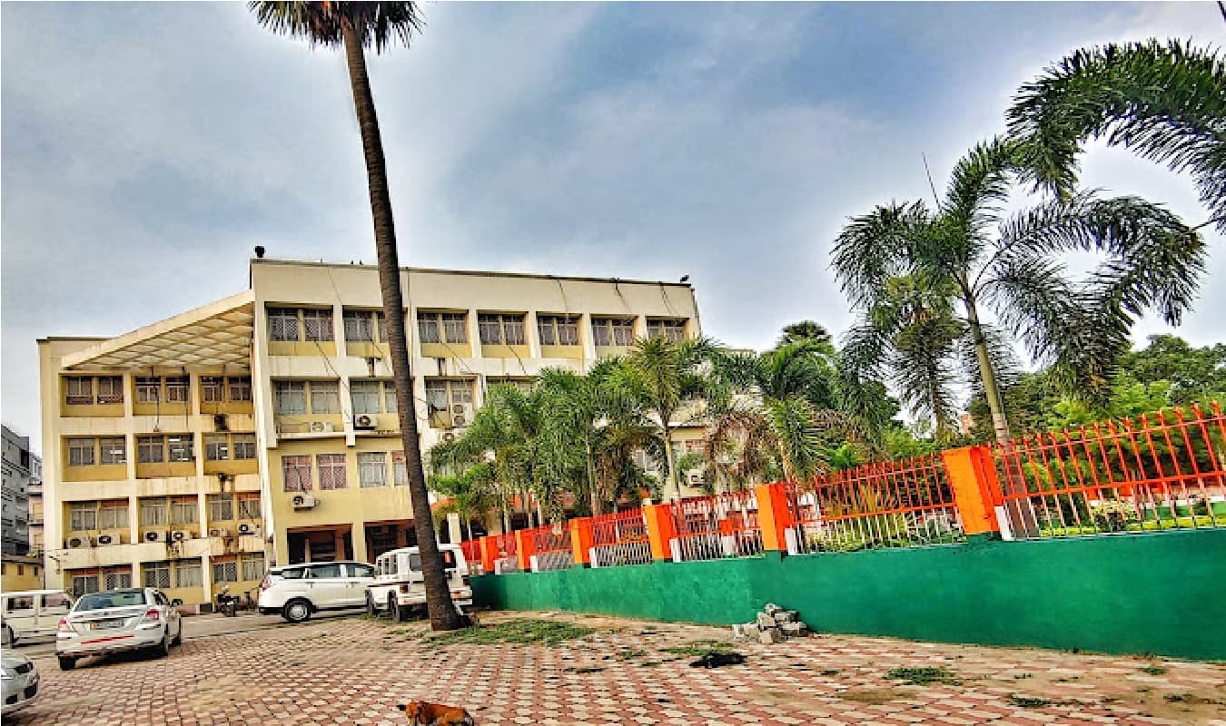 बिहार: IAS केके पाठक ने दिया आदेश, BSEIDC के सभी कर्मियों के वेतन में होगी 10 फीसदी की कटौती, जानें पूरी बात बिहार: IAS केके पाठक ने दिया आदेश, BSEIDC के सभी कर्मियों के वेतन में होगी 10 फीसदी की कटौती, जानें पूरी बात