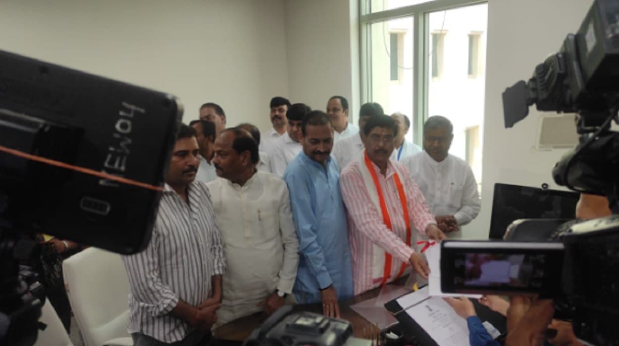 राज्यसभा चुनाव: नामांकन के बाद बोले 
भाजपा प्रत्याशी आदित्य साहू- बुलंद करेंगे झारखंड की आवाज