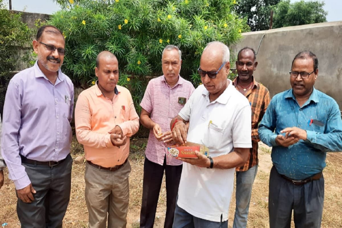‘आदित्य एल-1’ की लॉन्चिंग में बोकारो के वैज्ञानिक नरेश कुमार भी शामिल, घर में खुशियों का माहौल ‘आदित्य एल-1’ की लॉन्चिंग में बोकारो के वैज्ञानिक नरेश कुमार भी शामिल, घर में खुशियों का माहौल