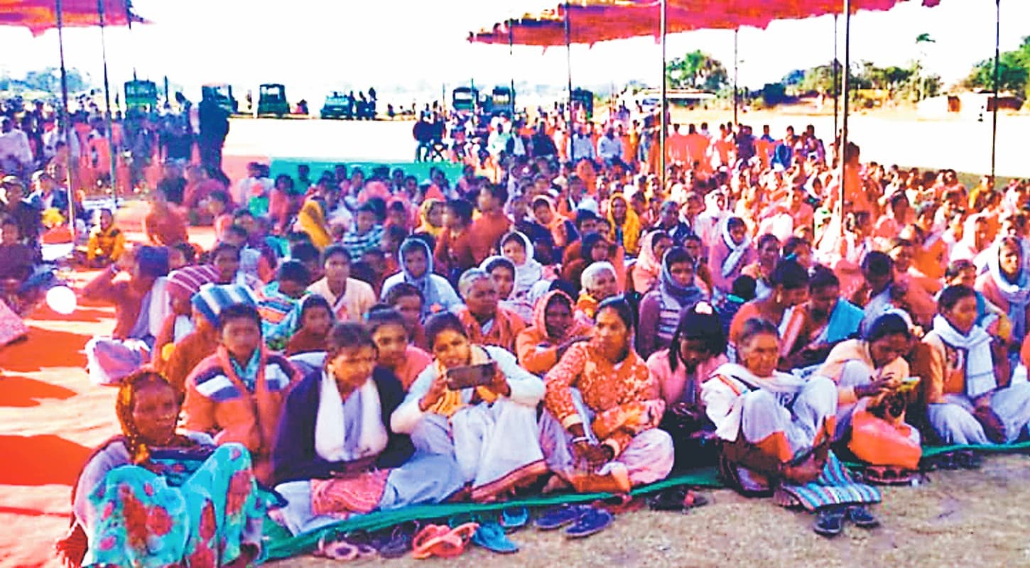 Lohardaga News: आदिवासी सरना धर्म पड़हा महासम्मेलन में बोलीं राजमनी उरांव, शिक्षा से ही होगा समाज का विकास