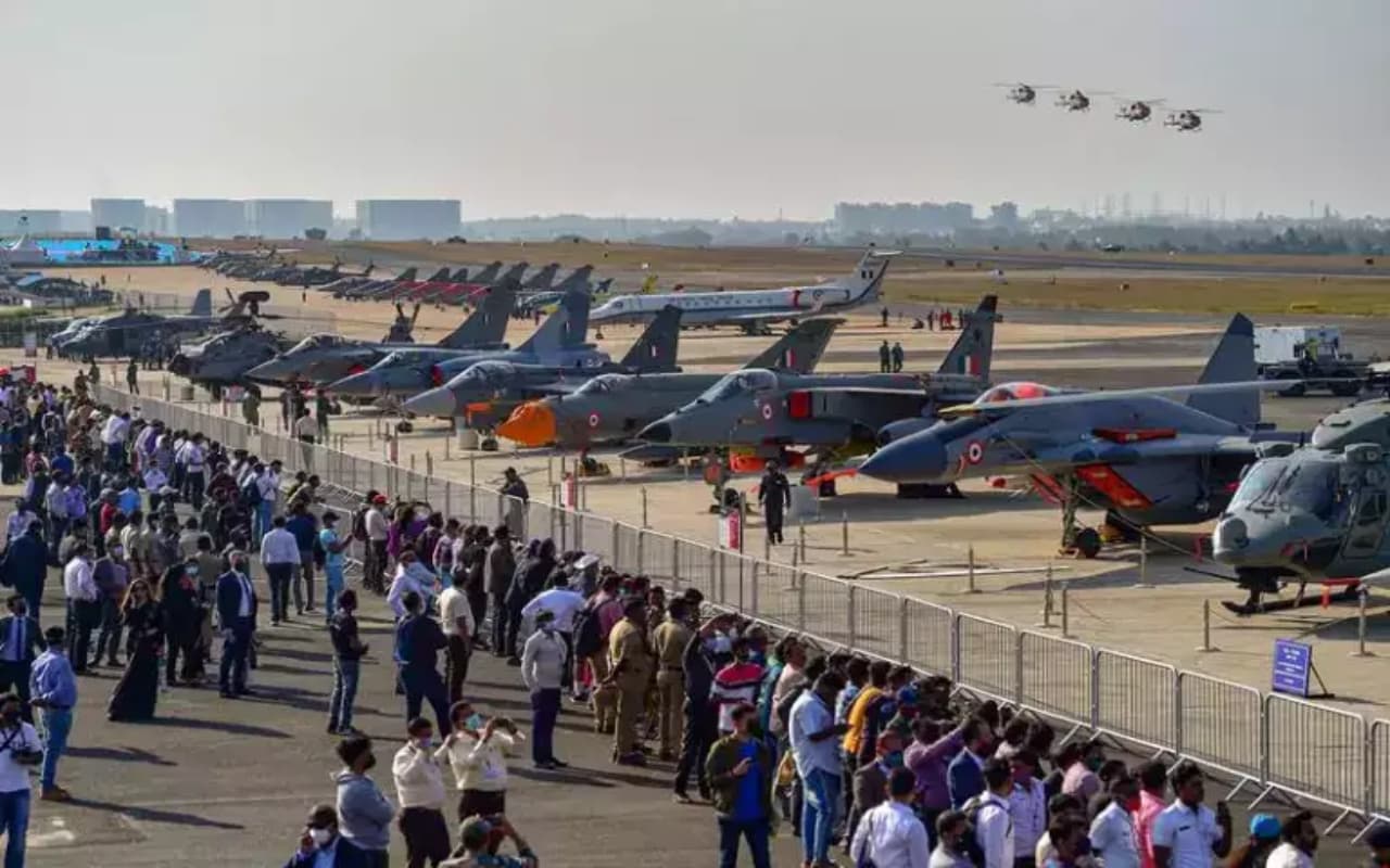 Aero India 2023: निवेशकों को खूब भाया एयरो-इंडिया समिट, 80,000 करोड़ रुपये के समझौतों पर हुए हस्ताक्षर