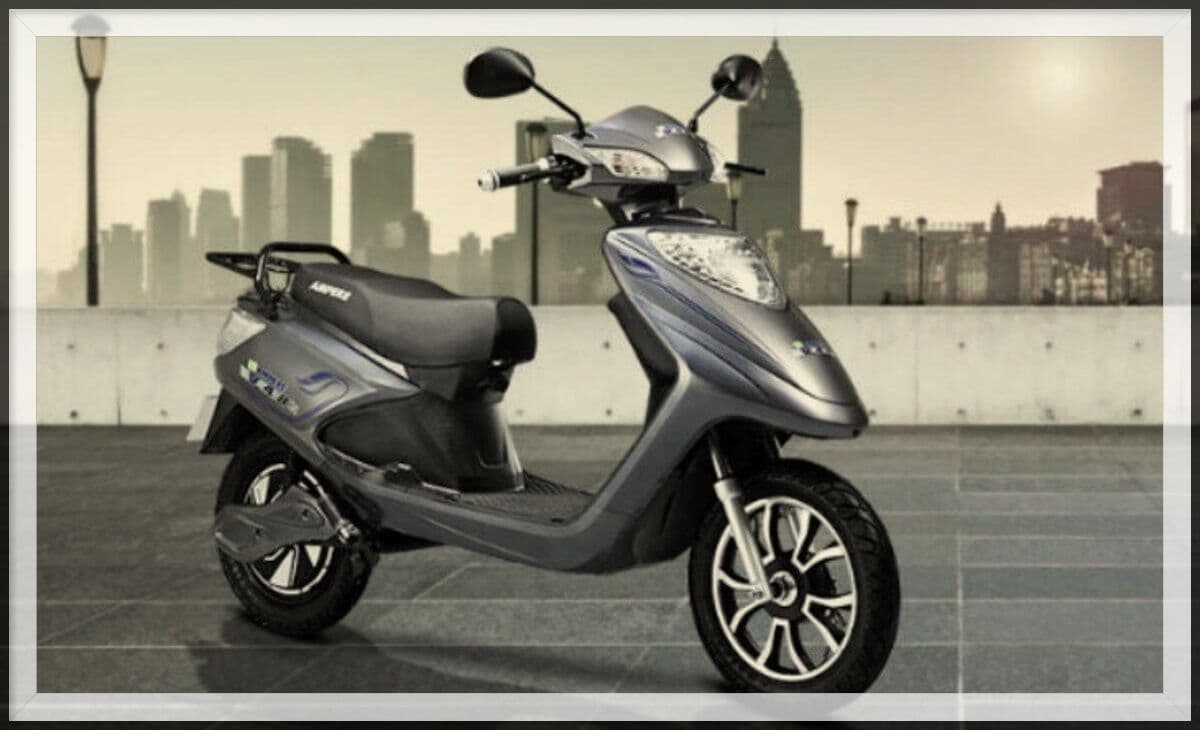 जबरदस्त रेंज और स्पेसिफिकेशन वाले ये हैं देश के सबसे सस्ते इल्क्ट्रिक स्कूटर्स, कीमत महज 28,000 रुपये