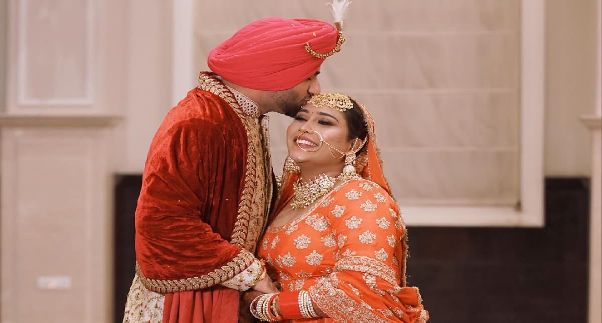 Afsana Khan Wedding: हमेशा के लिए एक-दूसरे के हुए अफसाना खान और Saajz, ब्राइडल लुक से नहीं हटेगी नजर