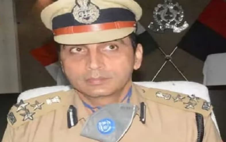 Agra News: आगरा के पहले पुलिस कमिश्नर बने प्रीतिंदर सिंह, केशव चौधरी को मिली अपर पुलिस आयुक्त की कमान