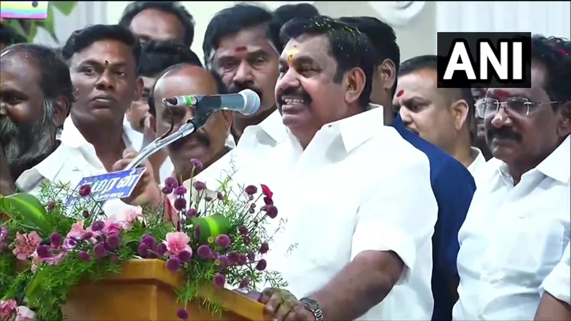 पलानीस्वामी ही संभालेंगे AIADMK की कमान, HC का फैसला बरकार, SC ने खारिज की पनीरसेल्वम की याचिका
