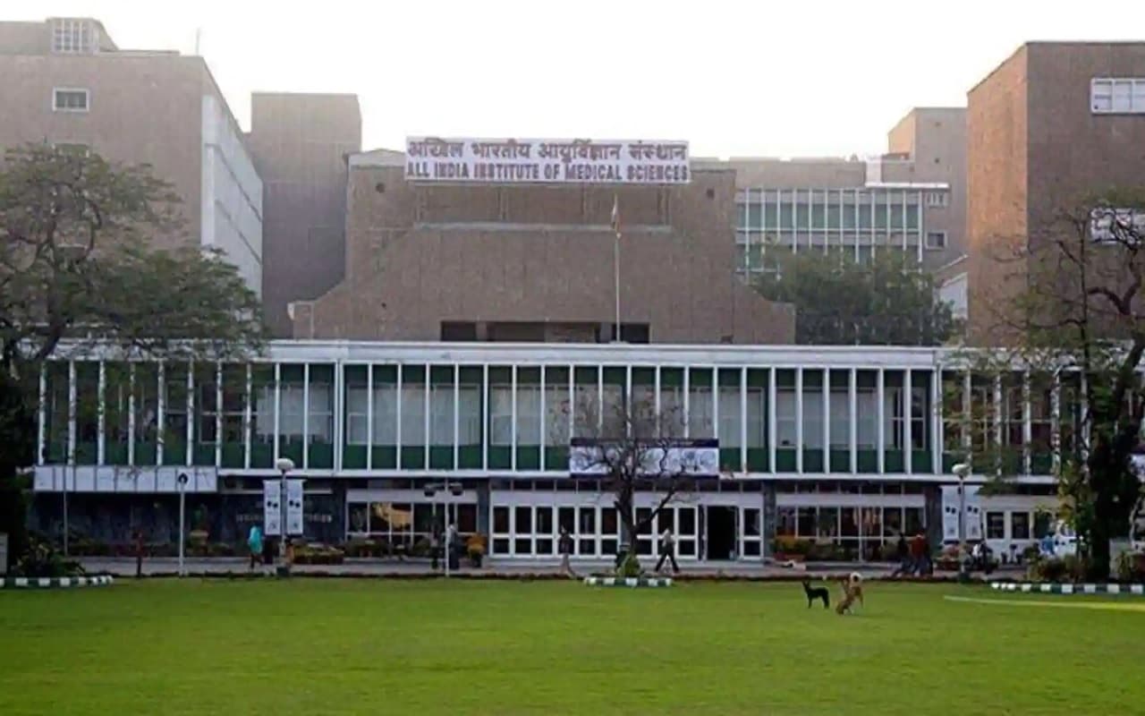 AIIMS Issues SOP: सांसदों के इलाज के लिए एम्स दिल्ली ने जारी की एसओपी, डॉक्टरों ने किया विरोध