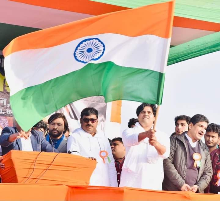 बिहार चुनाव में ओवैसी को टक्कर देंगे इमरान प्रतापगढ़ी ! जानिए मुस्लिम वोट बचाने के लिए कांग्रेस की क्या है रणनीति