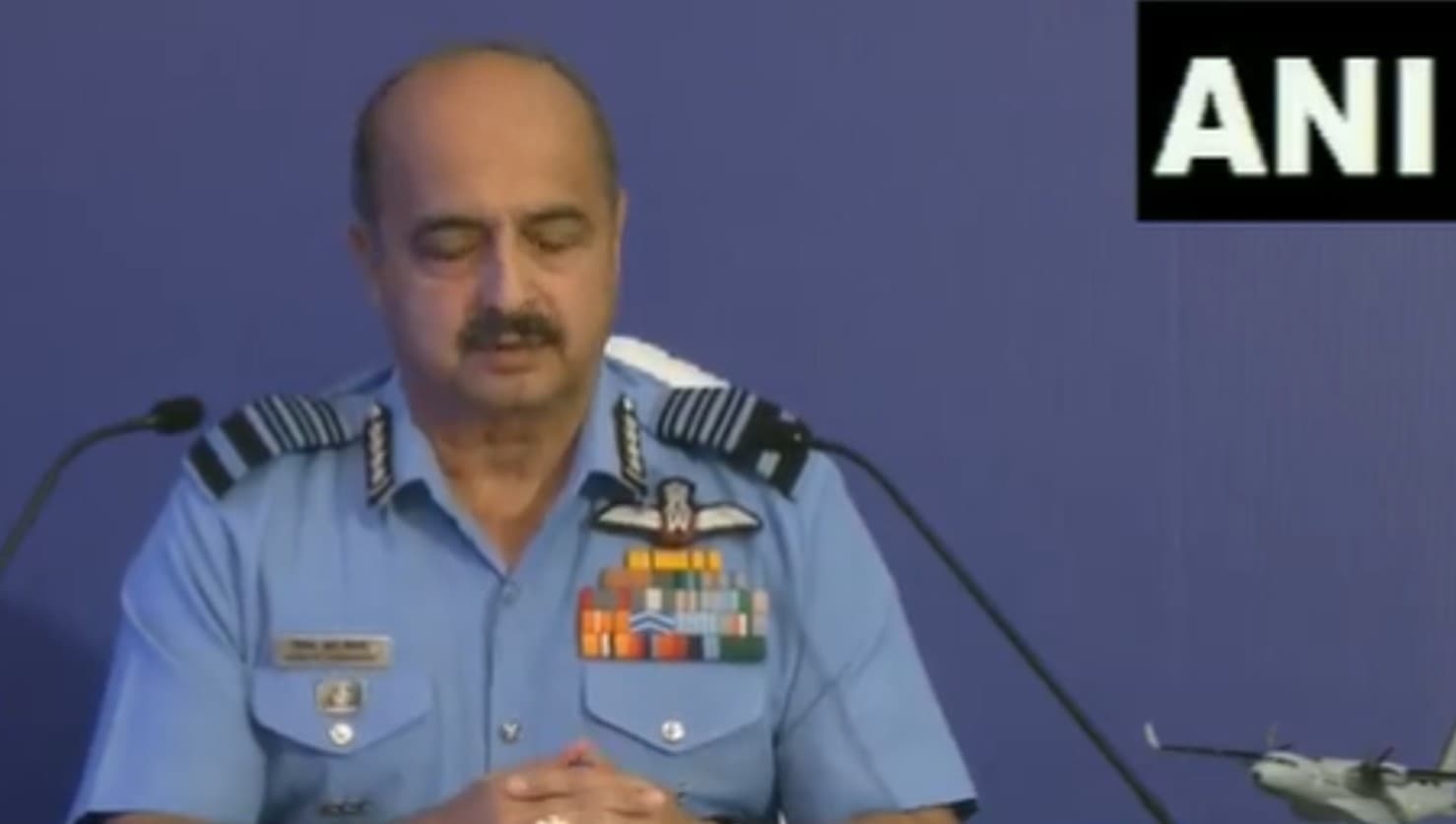 चीन के साथ जारी तनाव के बीच सेना को मजबूत कर रही है मोदी सरकार, एयर चीफ मार्शल ने कही ये बात