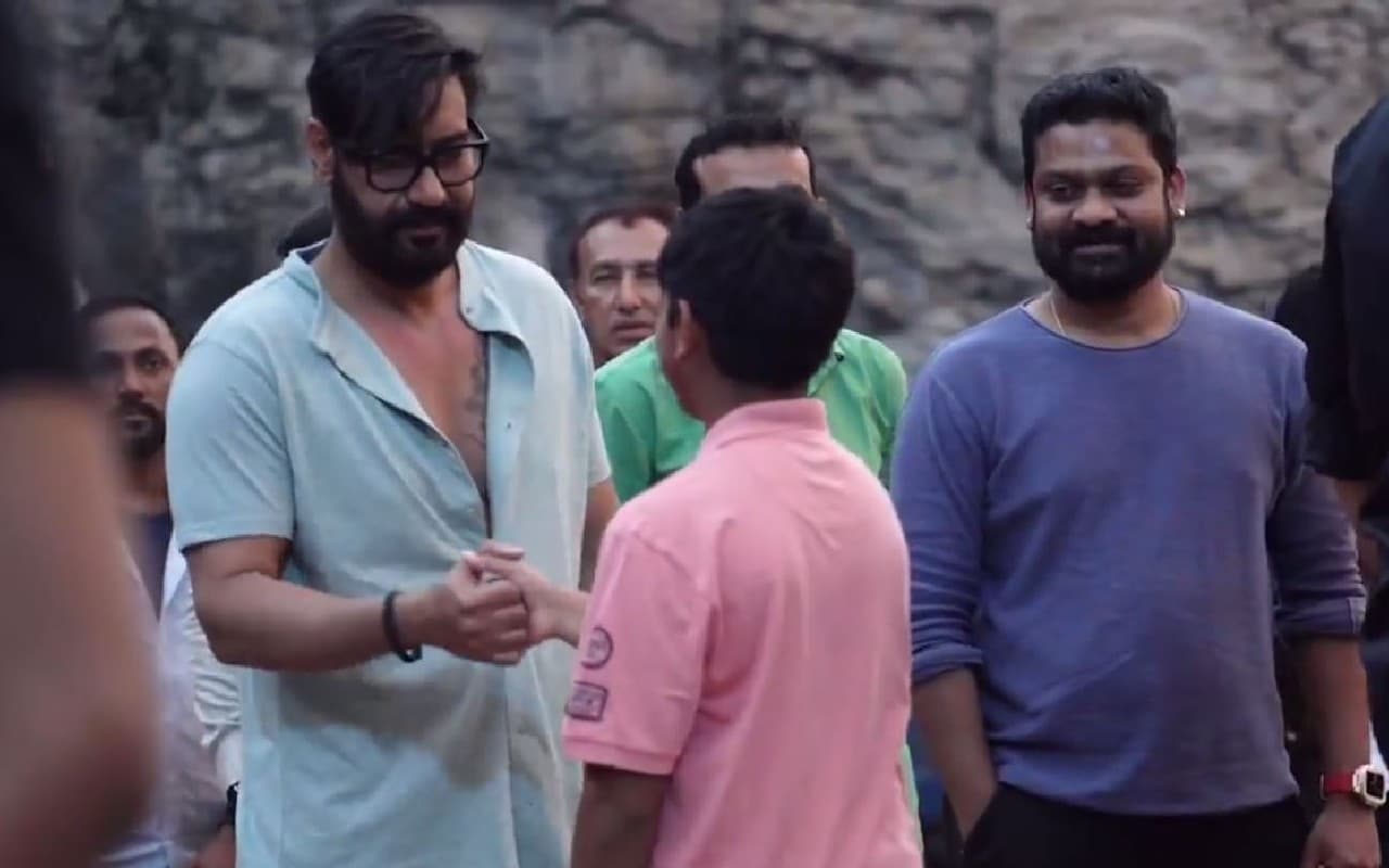 अजय देवगन ने बेटे युग संग शेयर किया ये खास वीडियो, तारीफ करते नहीं थक रहे फैंस