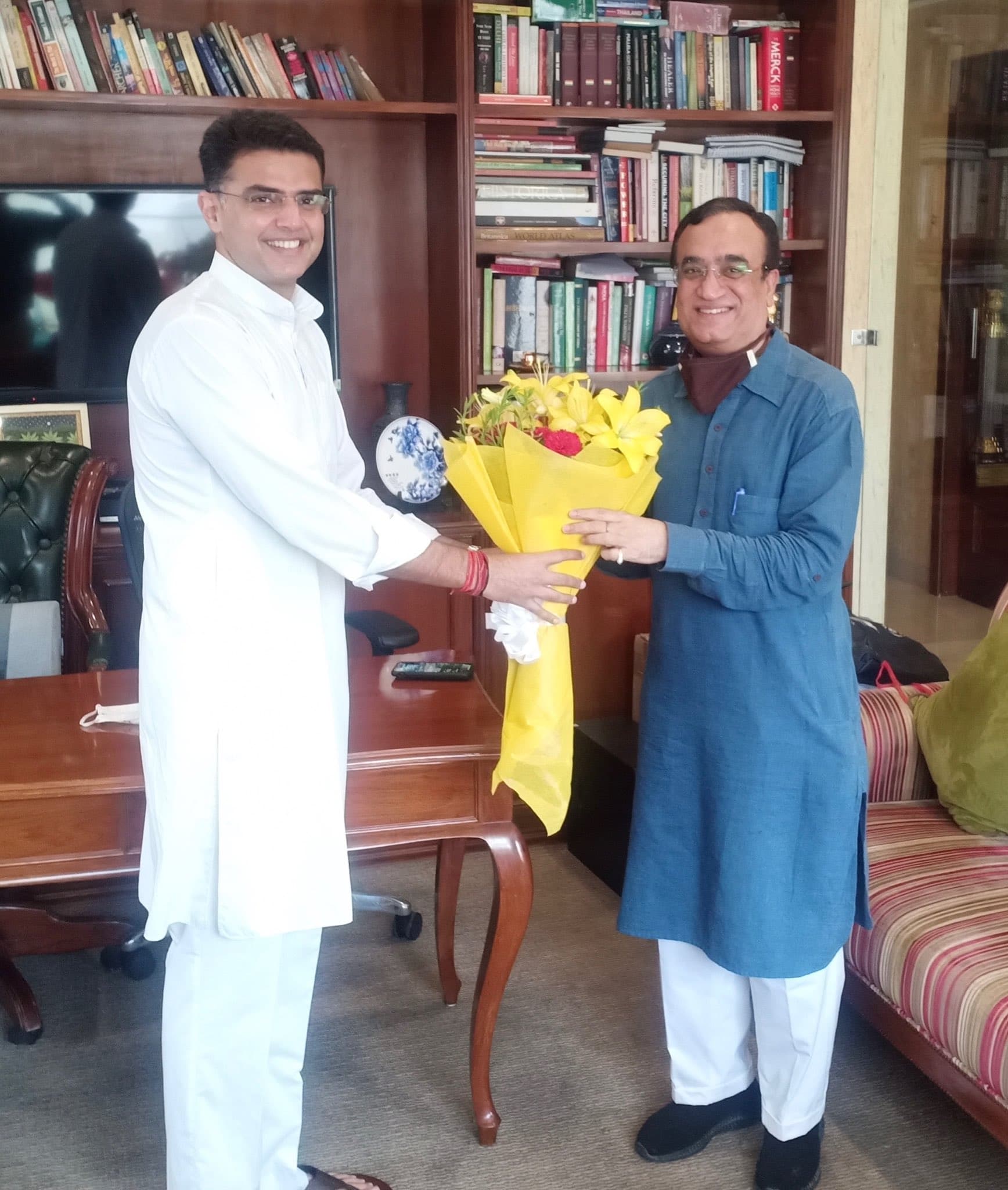 Rajasthan Cabinet Reshuffle : राजस्थान में कैबिनेट विस्तार को लेकर हलचल तेज, प्रभारी अजय माकन से मिलेंगे सचिन पायलट, थमा सकते हैं इन नेताओं का नाम