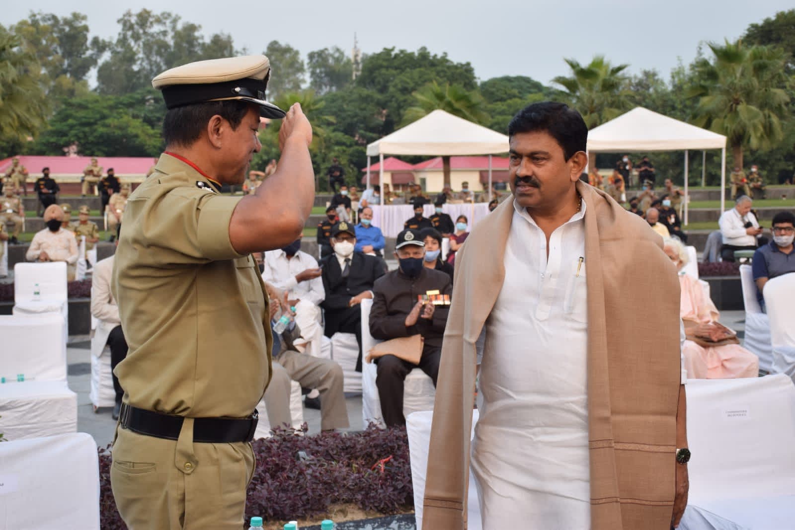 आखिर अजय मिश्र टेनी पर कार्रवाई करने से क्यों हिचक रहा हाईकमान ? नफा-नुकसान के आकलन में जुटी BJP!