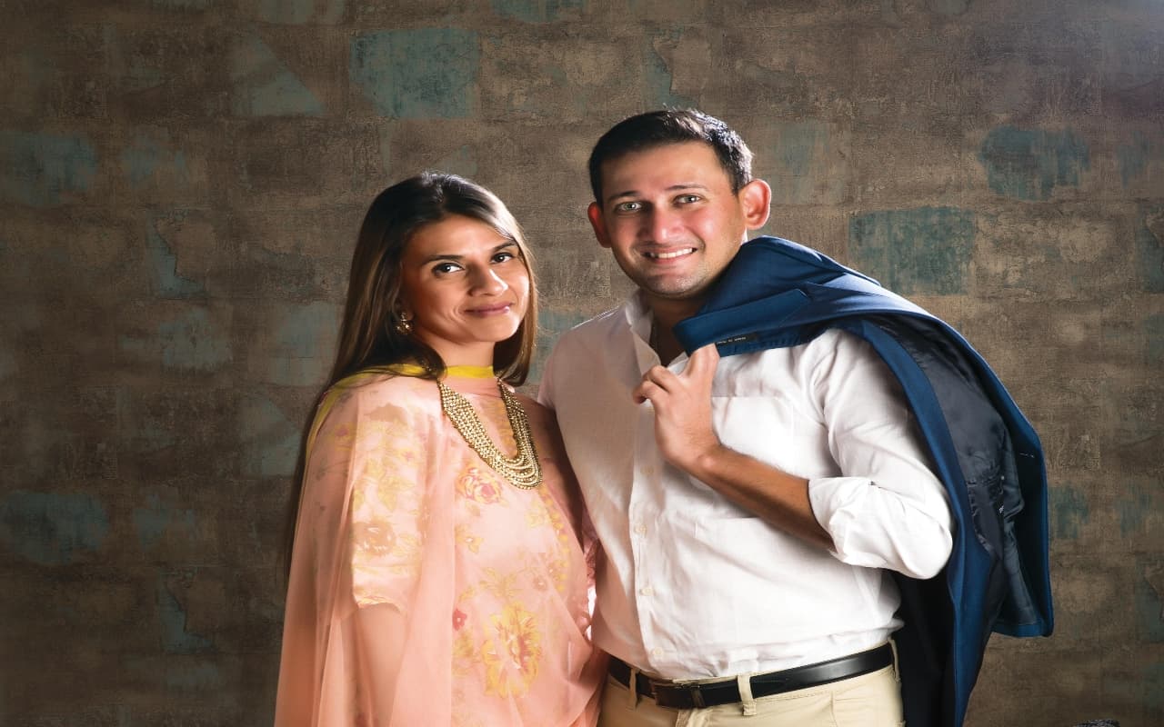 PHOTOS: घरवालों के खिलाफ जाकर अजीत अगरकर ने की थी शादी, दिलचस्‍प है टीम इंडिया के नए चीफ सेलेक्टर की लव स्टोरी