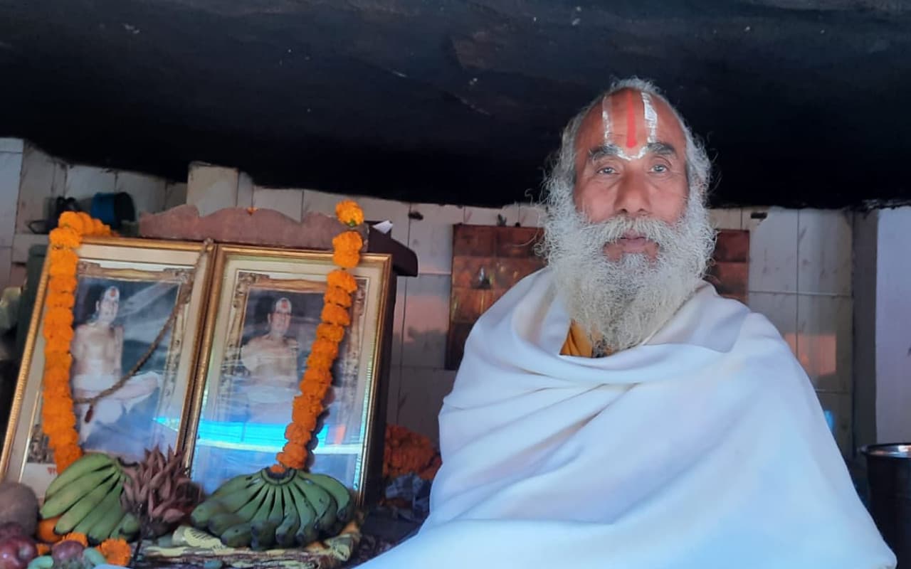 Jharkhand News: धर्म की रक्षा के लिए सनातनी आगे आये, सिमडेगा में अखंड दास जी महाराज ने कही ये बात