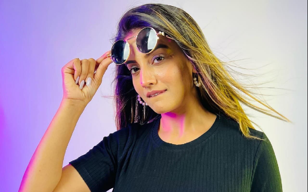 31 दिसंबर को रांची में लाइव परफॉरमेंस देंगी भोजपुरी एक्ट्रेस अक्षरा सिंह, इतनी है टिकट की कीमत