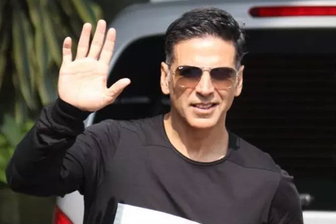 Akshay Kumar का रिप्‍लाई देख क्रेजी हुई फीमेल फैन, Bahubali स्‍टाइल में दिया ऐसा जवाब