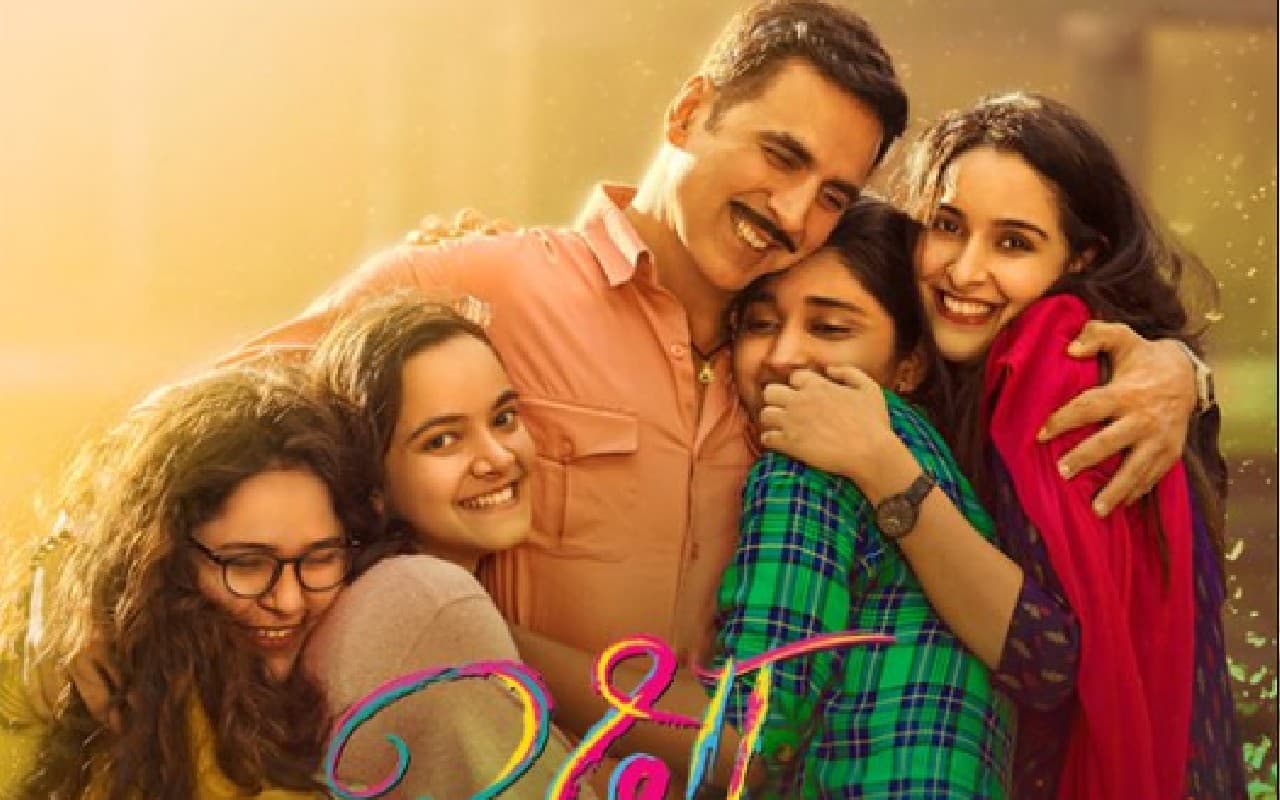 Raksha Bandhan Movie Review: मेलोड्रामा और मसखरेपन का ओवरडोज है रक्षाबंधन