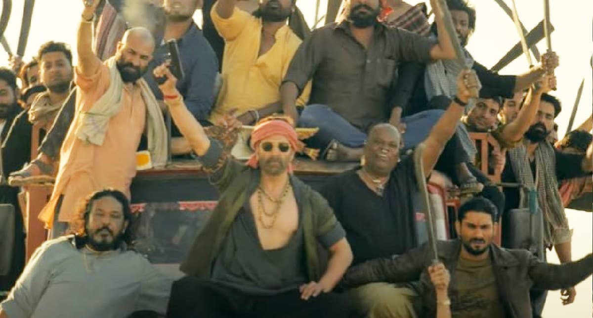 Bachchhan Paandey Trailer: खतरनाक और इंटेंस लुक में छा गए अक्षय कुमार, इस बार होली पर गोली चलाएंगे एक्टर