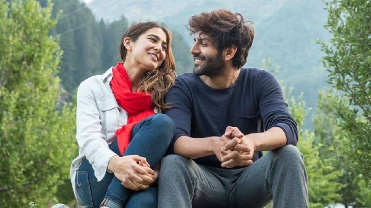 बेक्रअप के बाद अब सारा और कार्तिक ने सोशल मीडिया पर एक-दूसरे को किया अनफॉलो!