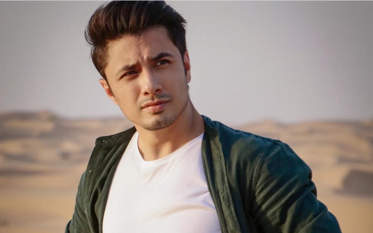 जावेद अख्तर के 26/11 वाले बयान पर भड़के अली जफर, बोले- कोई भी पाकिस्तानी अपने देश और...