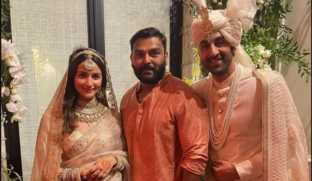 दुल्हन बनीं आलिया भट्ट को देखकर भावुक हुए ड्राइवर, बोले- मुझे याद है शूटिंग का पहला दिन...