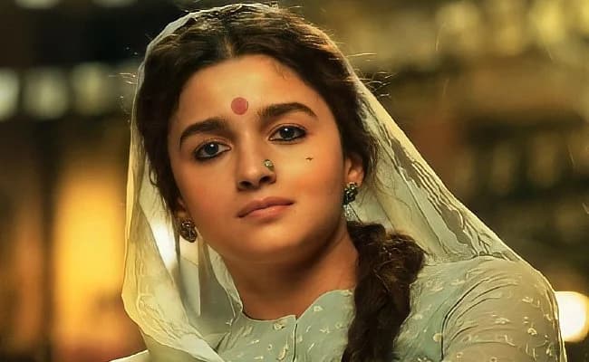 रणबीर कपूर-आलिया भट्ट इस दिन करेंगे शादी, लेकिन नहीं जाएंगे हनीमून पर, जानें लेटेस्ट अपडेट