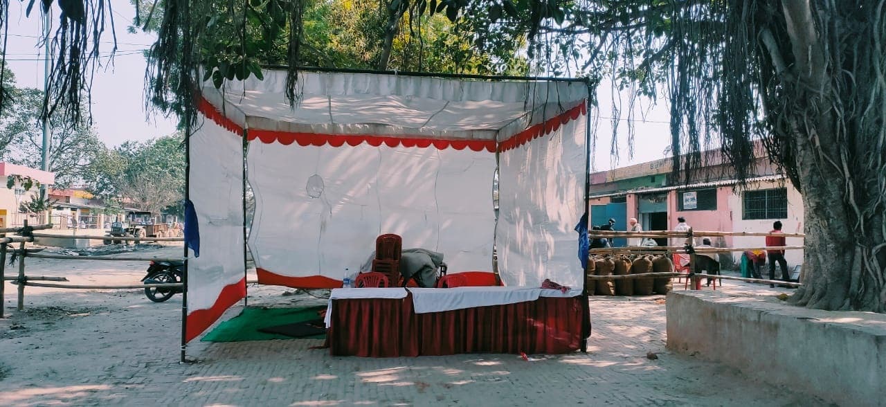 UP Election 2022: सपा को EVM में गड़बड़ी की चिंता, 24 घंटे टेंट लगाकर करेंगे निगरानी, आयोग ने दी इजाजत