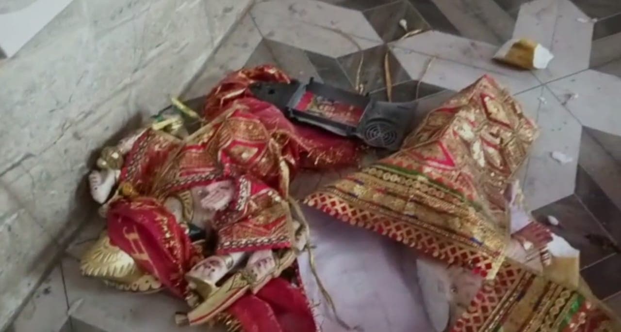 अलीगढ़ में भाजपा नेता रूबी आस‍िफ खान को ज‍िंदा जलाने की धमकी, घर पर चस्‍पा क‍िया धमकी भरा पोस्‍टर