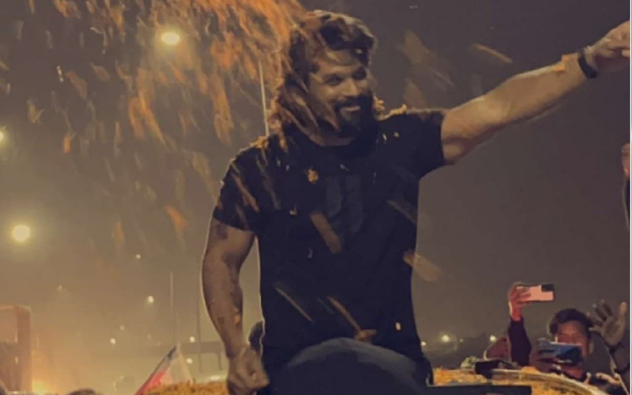 Pushpa 2 में नये लुक में दिखेंगे अल्लू अर्जुन! विजाग से सामने आई नयी तस्वीरें, सुपरस्टार का हुआ शानदार स्वागत