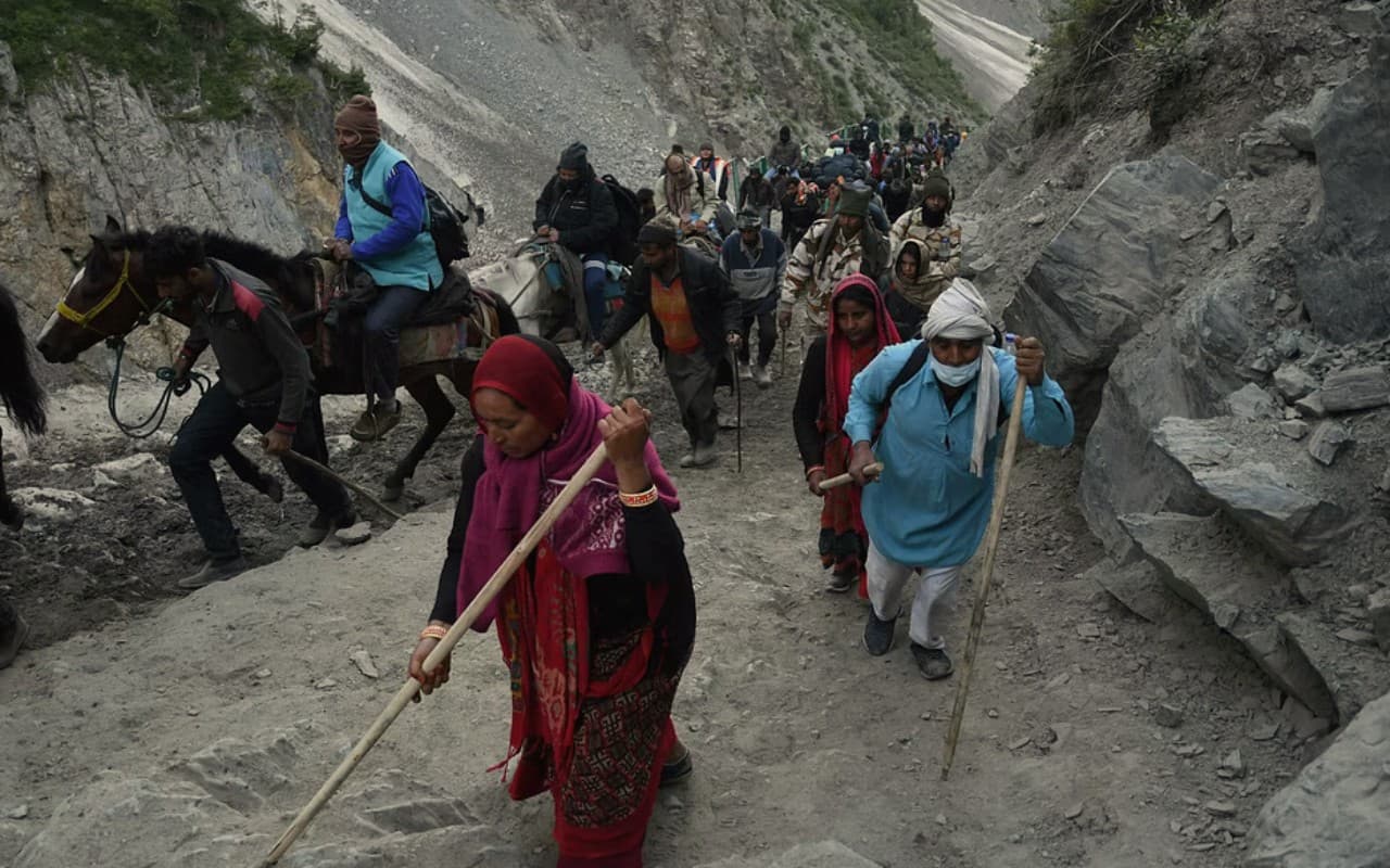 Amarnath Yatra 2023: कल से शुरू होगी अमरनाथ यात्रा, ये दस्तावेज हैं जरूरी