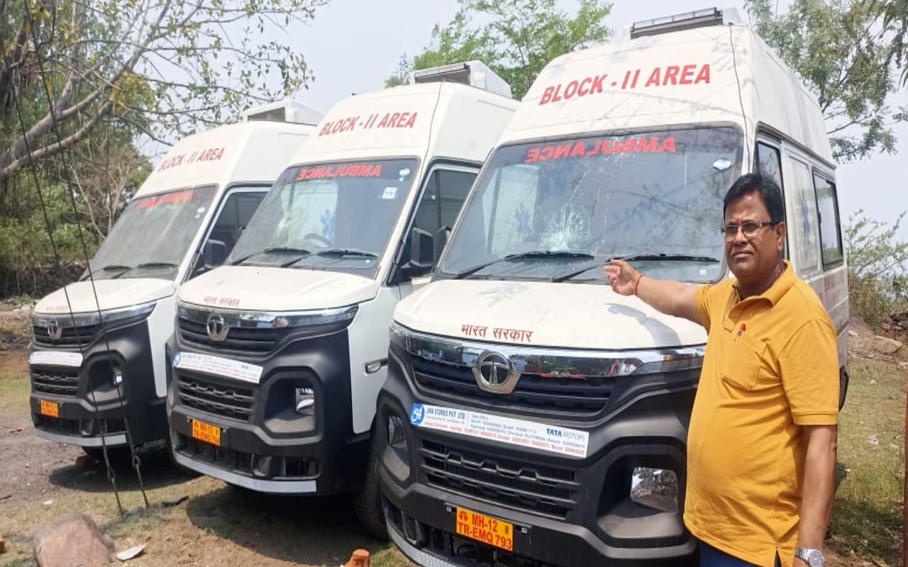 धनबाद के बाघमारा में एक नेता के घर पर अपराधियों ने किया पत्थराव और फायरिंग, दहशत में परिवार