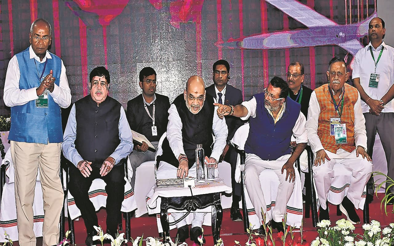 विजय संकल्प रैली में बोले अमित शाह, अब कम्युनिटी सेंटर की तरह काम करेंगे पैक्स, जुड़ेंगी 300 सरकारी सेवाएं