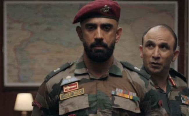 इरोस नाउ की ओरिजिनल सीरिज '7 कदम ’ का सॉन्ग 'चकला वकला’ रिलीज, रोनित रॉय और अमित साध दिखे साथ