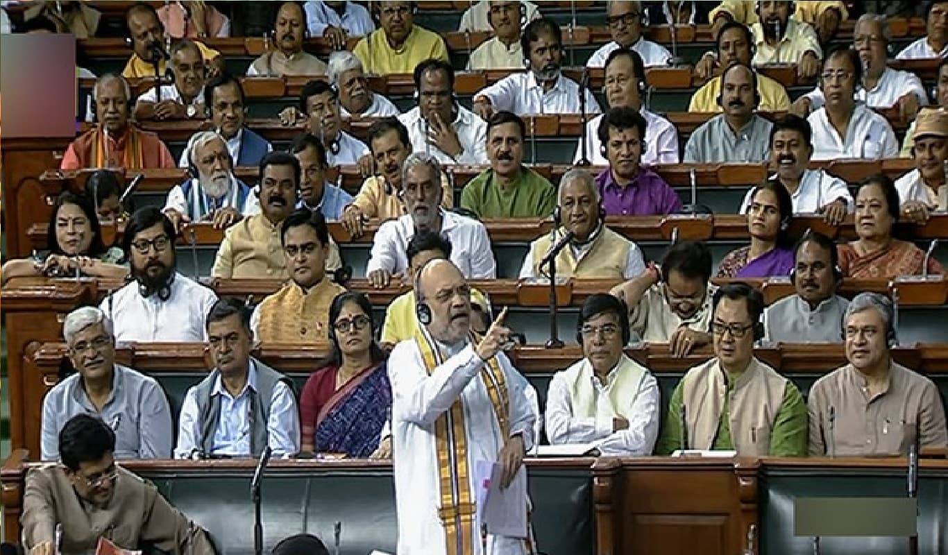 Delhi Amendment Bill: राज्य सभा में मोदी सरकार को घेरने की तैयारी, AAP और कांग्रेस ने जारी किया व्हिप