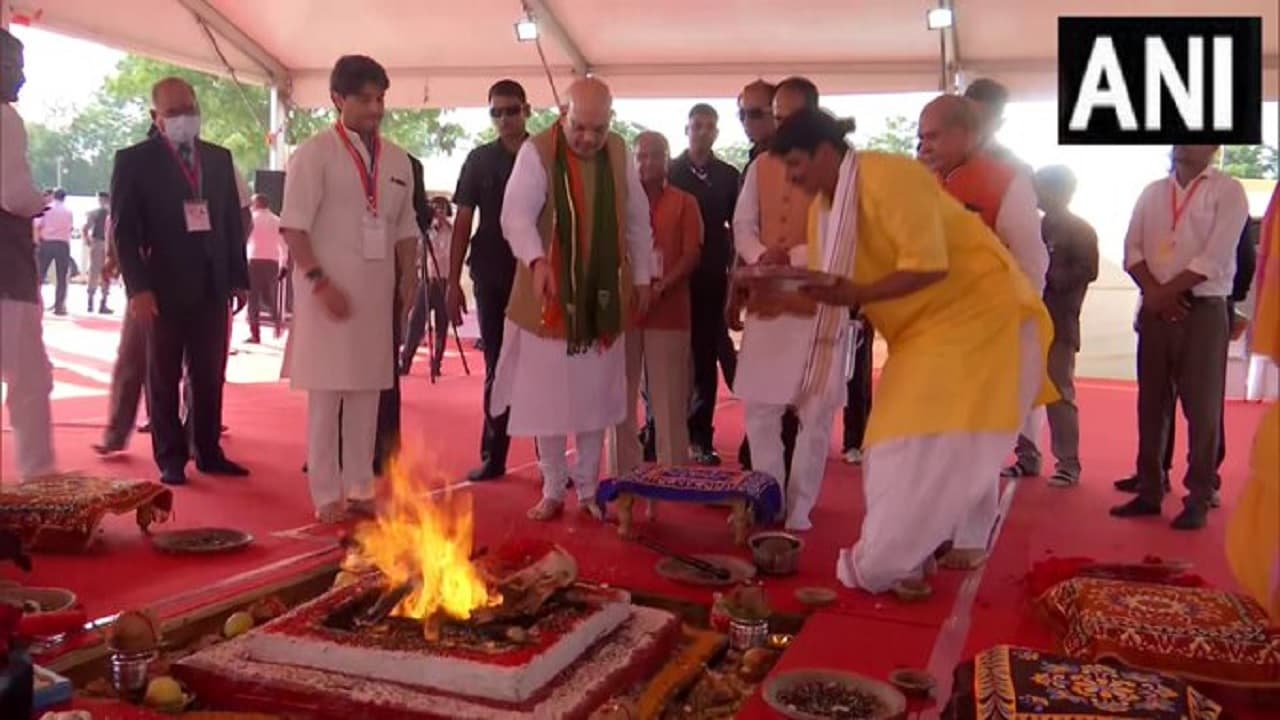 Amit Shah in Gwalior: अमित शाह ने ग्वालियर एयरपोर्ट के नए टर्मिनल भवन का किया शिलान्यास, जानें क्या कहा