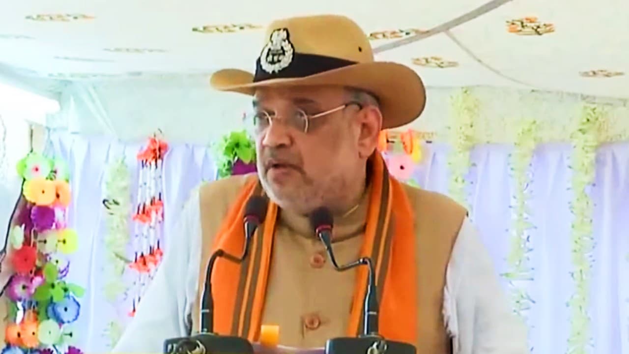 सीमा को बनायेंगे अभेद्य, घुसपैठ और तस्करी रोकेंगे- बंगाल में बोले गृह मंत्री अमित शाह