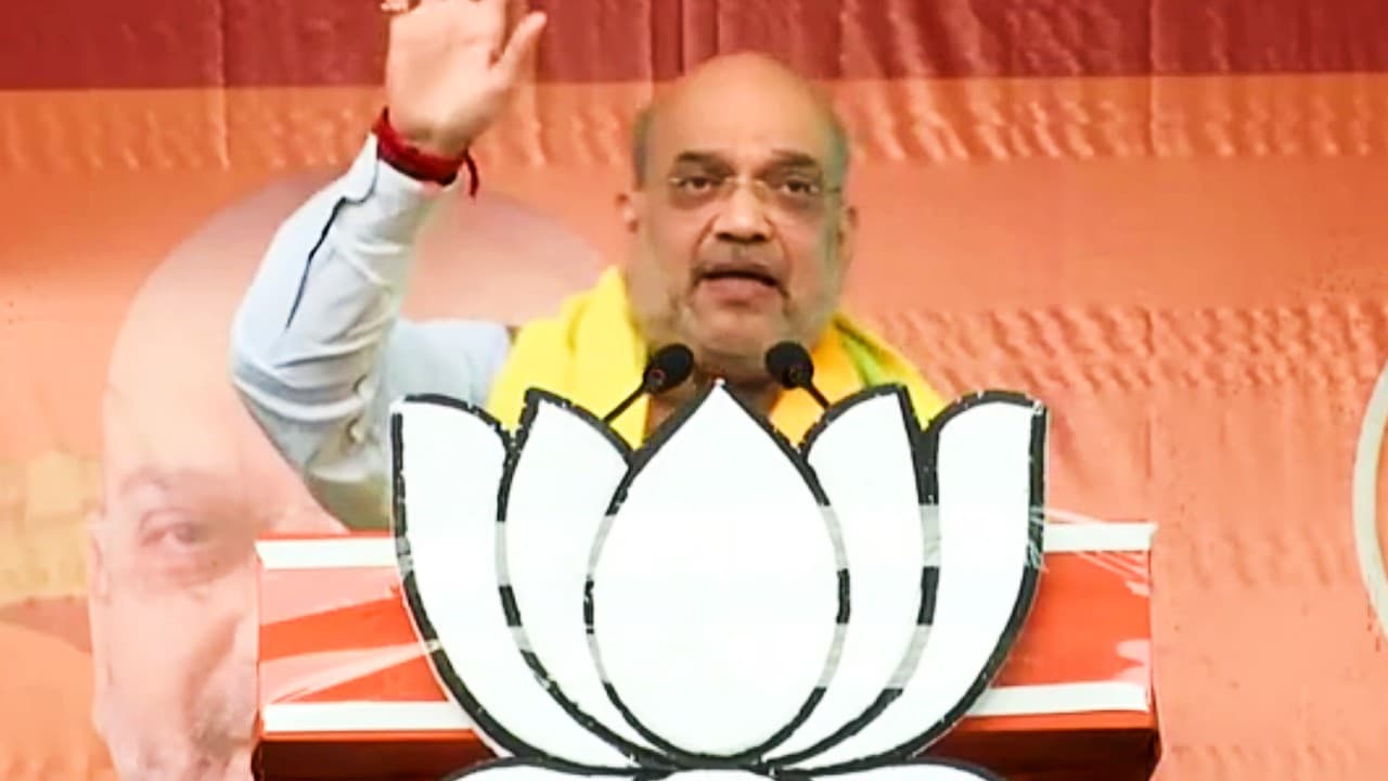 गुजरात चुनाव 2022: 'मिशन जीत' के साथ अपने गृहराज्य पहुंचे अमित शाह, एक-एक क्षेत्र पर भाजपा की पैनी नजर
