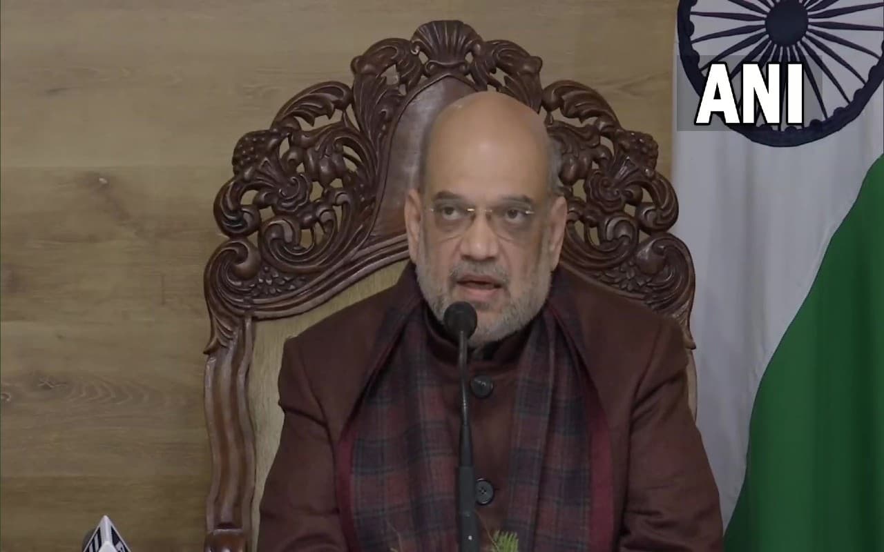 जम्मू-कश्मीर आतंकवादी हमलों पर गृहमंत्री अमित शाह ने बुलाई हाई लेवल मीटिंग, मृतकों के परिवार से की बात