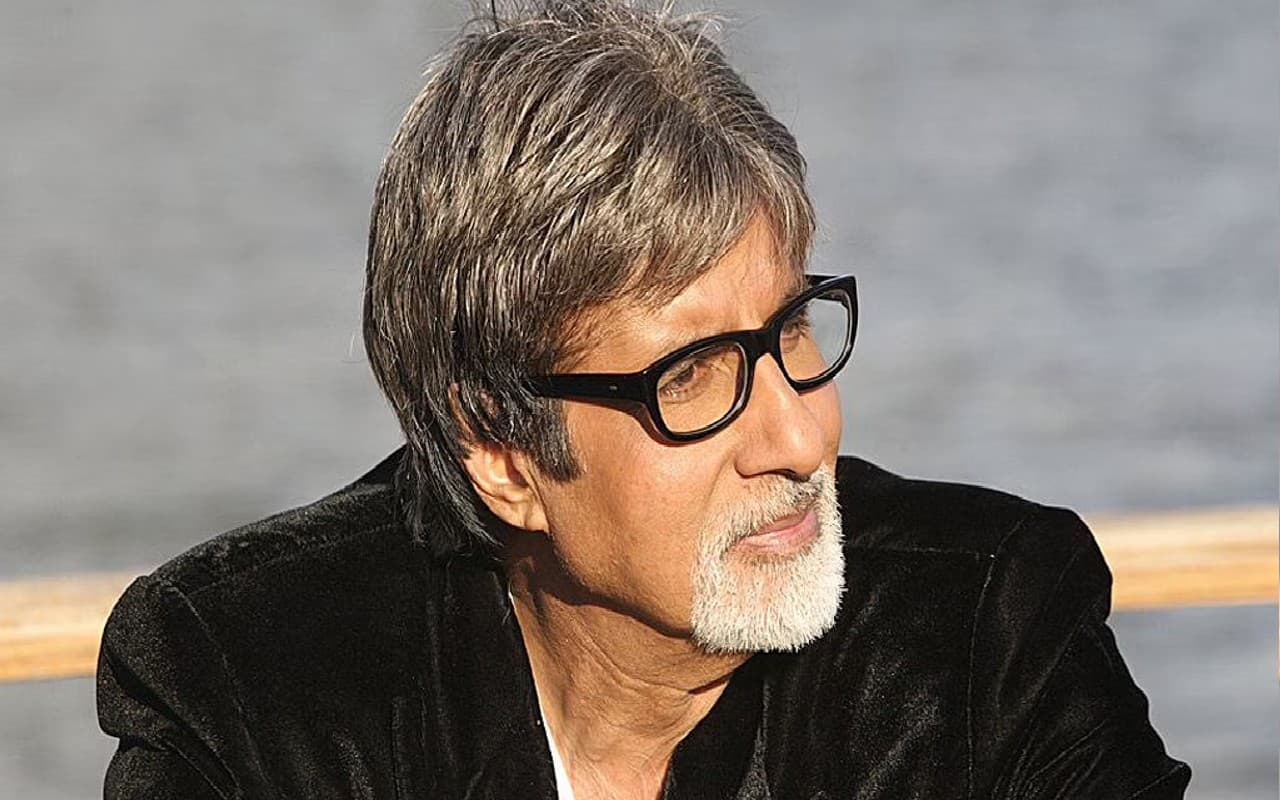 परिवार की खुशी के लिए अमिताभ बच्चन घर में करते हैं ये काम, KBC के मंच पर खुद किया खुलासा परिवार की खुशी के लिए अमिताभ बच्चन घर में करते हैं ये काम, KBC के मंच पर खुद किया खुलासा