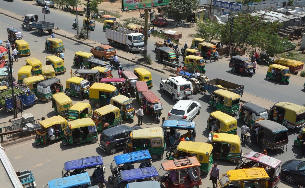 रात 8 बजे तक रांची के इन मार्गों पर नहीं चलेंगे ऑटो, ई-रिक्शा, बाहर निकलने से पहले देख लें ट्रैफिक व्यवस्था