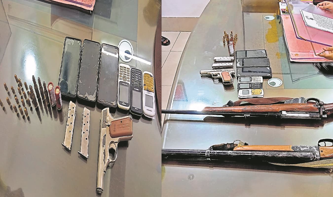 जहानाबाद से हथियार तस्करों की गिरफ्तारी के बाद STF की बड़ी कार्रवाई, गया में मिनी गन फैक्ट्री का किया खुलासा जहानाबाद से हथियार तस्करों की गिरफ्तारी के बाद STF की बड़ी कार्रवाई, गया में मिनी गन फैक्ट्री का किया खुलासा